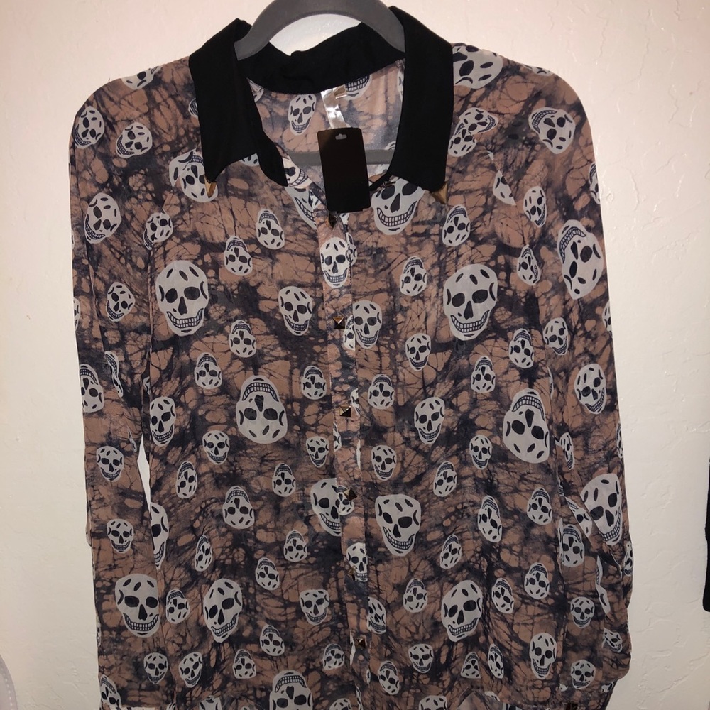 High-Low Chiffon Skull Button Down Shirt